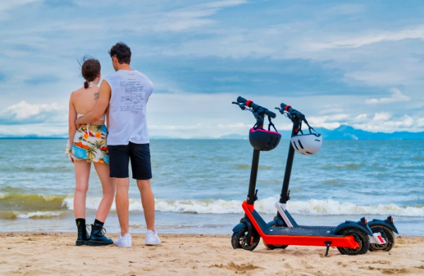 Comment un scooter électrique portable avec batterie amovible apporte-t-il de la commodité à la mobilité urbaine ?